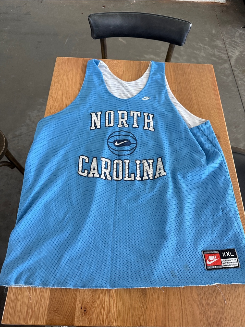 Vintage 90’s UNC Nike Tarheels reversible Tank size xxl
